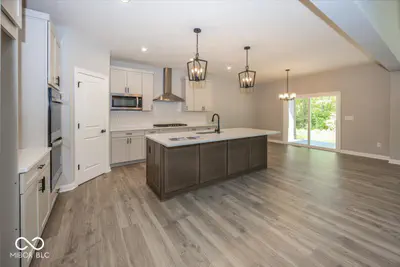 1914 Delp Court, Avon - 8