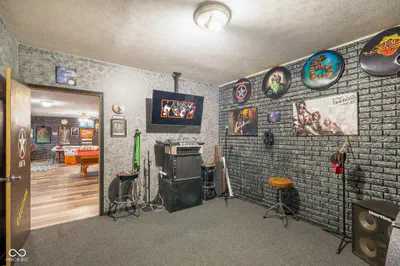 1802 Ewing Street, Seymour - 31