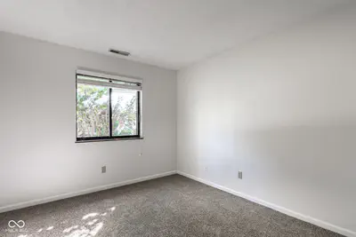 9350 Golden Leaf Way, Indianapolis - 26