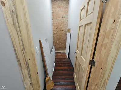 102 Main Street, Kirklin - 9