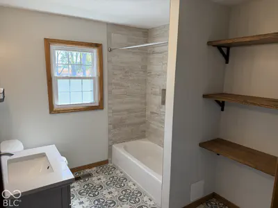 306 2nd Street, New Market - 27