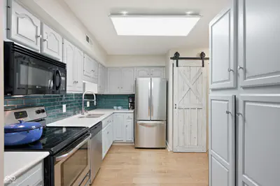 7601 Newport Bay Drive, Indianapolis - 9