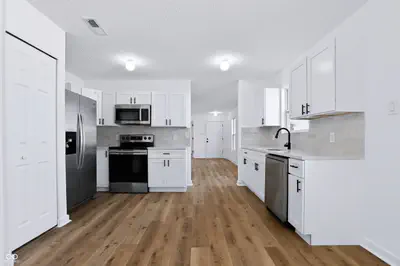 753 Indigo Court, Greenfield - 17