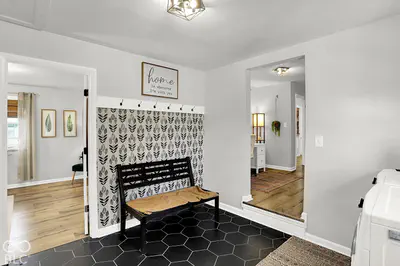 2235 Bellefontaine Street, Indianapolis - 30