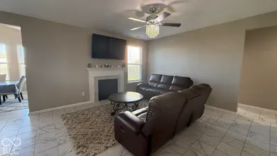 1130 Barberry, Greenwood - 9
