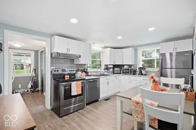 6425 125 Road, Whiteland - 10