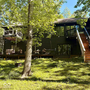 8923 Woodacre Lane, Indianapolis