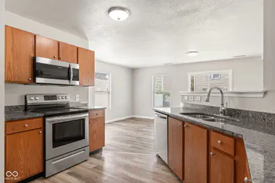 9145 Centenary Lane, Camby - 15