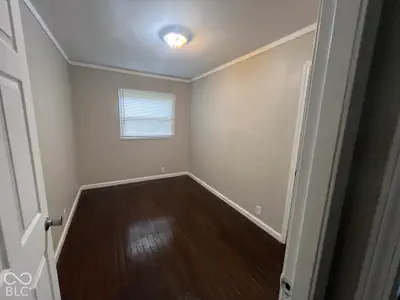 2326 N Kessler Boulevard N, Indianapolis - 9