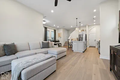 525 Gilder Drive, Carmel - 11