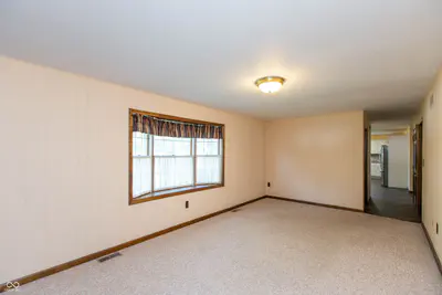 1221 Poplar Street, Seymour - 16