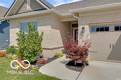 5216 Bayberry Court, Whitestown - 3