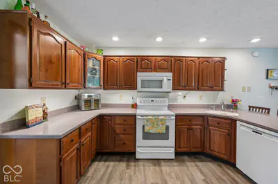 10528 Traders Pass, Brownsburg - 13