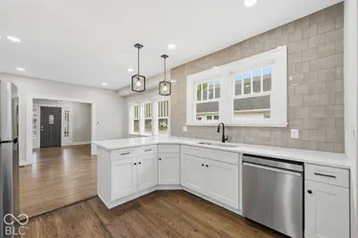 610 Wallace Avenue, Indianapolis - 26