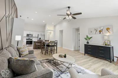 16964 Brigg Court, Westfield - 18