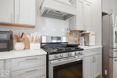6092 Hunters, Pendleton - 32