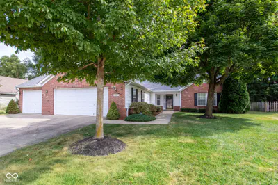 104 Trowbridge Drive, Lafayette - 2