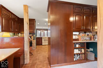 925 Oakwood Lane, Paoli - 24