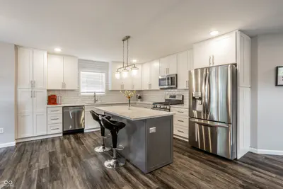 2323 E 57th Street, Indianapolis - 11