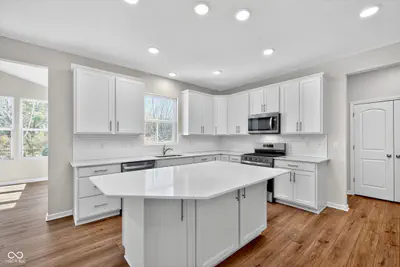 7019 Crystal Court, Brownsburg - 7