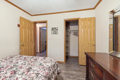6376 Hall School Road, Martinsville - 10