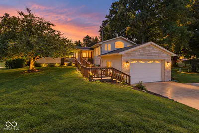 5329 W Smith Valley Road, Greenwood