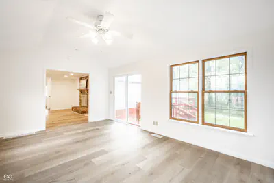 9320 Thornwood Drive, Indianapolis - 13