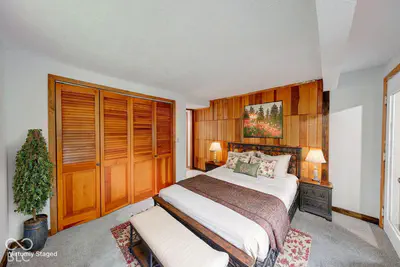 219 Eagle Drive, Nineveh - 24