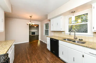 7229 Avalon Trail Court, Indianapolis - 10