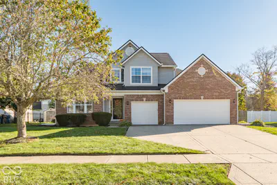 1417 Royal Lake Drive, Indianapolis