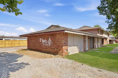 7020 - 7032 Twin Oaks Drive, Indianapolis - 15