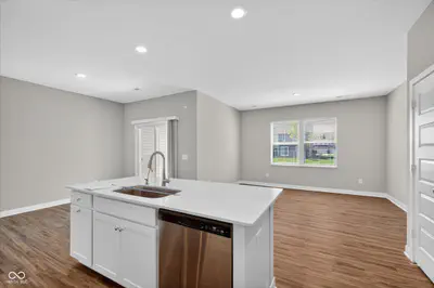 9587 Beckett Street, Avon - 13