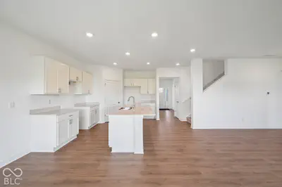 8680 Denney Street, Fortville - 14