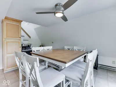 6250 Grosbeak Court, Nineveh - 46