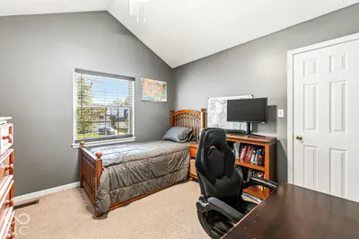 10666 Tarragon Court, Fishers - 30