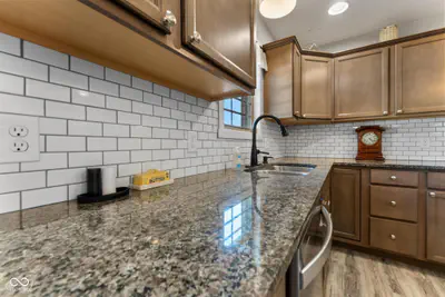 1747 Bell Ford Drive, Seymour - 17