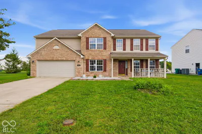 1881 Wynnewood Lane, Avon