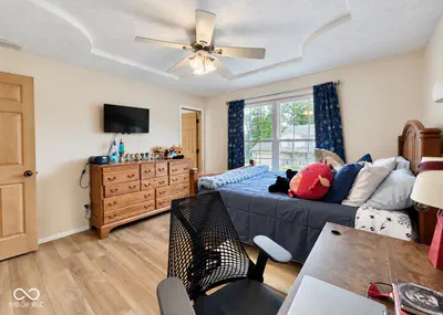 894 Lincoln Heights Drive, Martinsville - 55