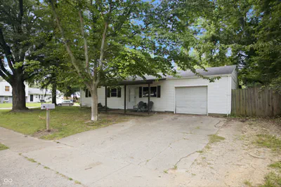 612 Hampton Lane, Chesterfield