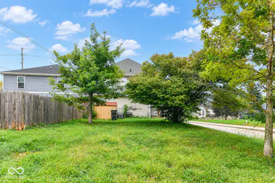 2223 Prospect Street, Indianapolis - 24