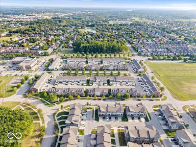 13514 Molique Boulevard, Fishers - 35