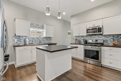 37 N Riley Avenue, Indianapolis - 14
