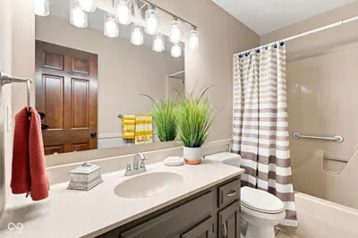 2611 Conestoga Court, Newburgh - 26