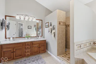 897 Joann Court, Carmel - 38