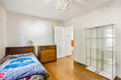 140 7th Avenue, Beech Grove - 11