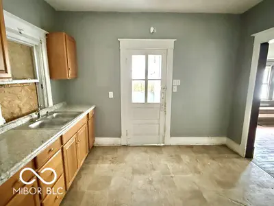 1367 N Kealing Avenue, Indianapolis - 30