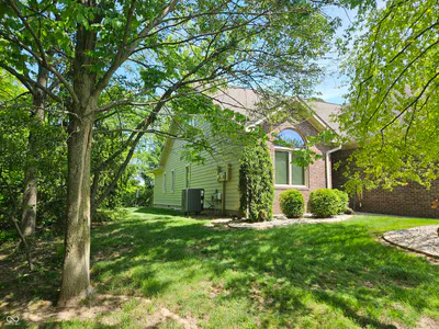 1755 Walnut Trace, Greenfield - 4