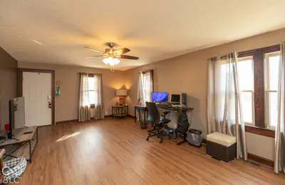 1003 Center Street, Seymour - 4