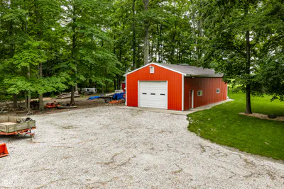 1653 300, Greenfield - 49