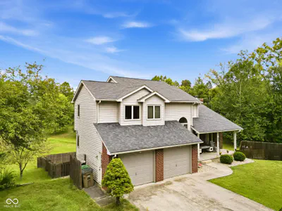 523 Kinney Lane, Columbus